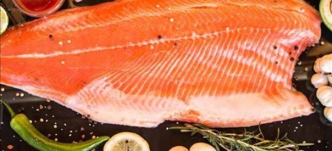 Как сделать малосольную форель видео